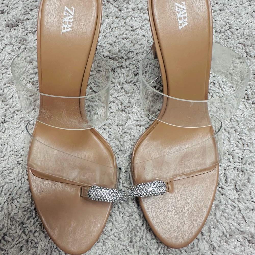 Zara Women's Nude and Silver Heels